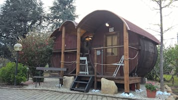 Suite, salle de bains privée, côté jardin