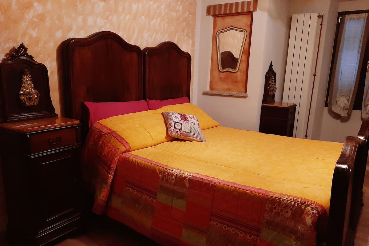 Alloggio su due livelli, 2 camere da letto, angolo cottura, lato giardino | Letti aggiuntivi (a pagamento), Wi-Fi gratuito