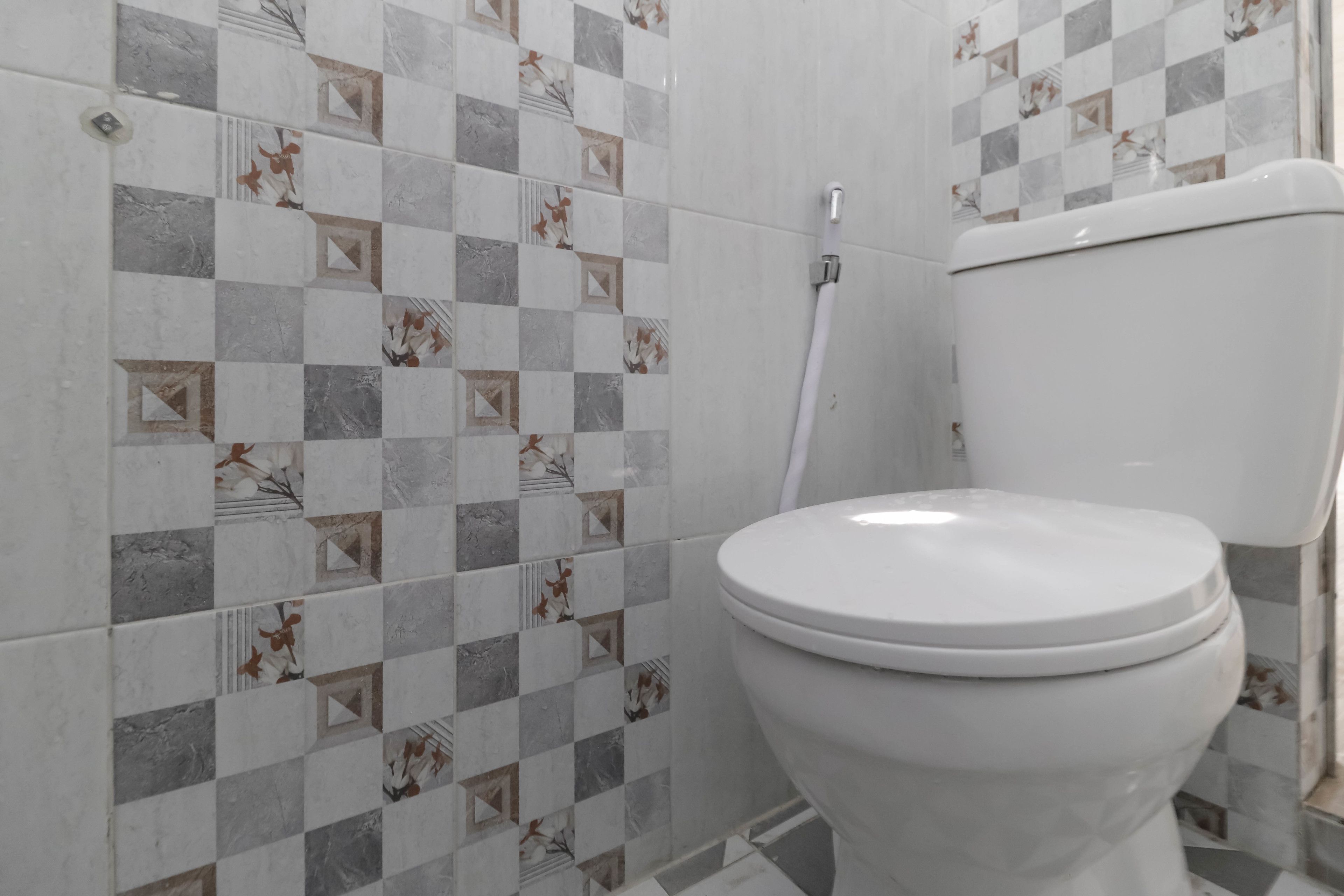 Photo - RedDoorz Plus near RS Royal Prima Medan