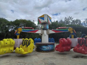 Exterior - Stedmak Gardens And Recreation Centre (Nairobi)