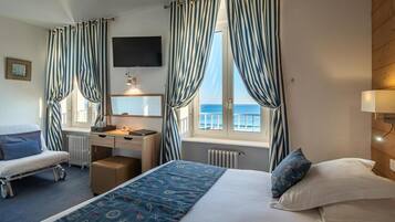 Hypo-allergenic bedding, desk, blackout curtains, soundproofing