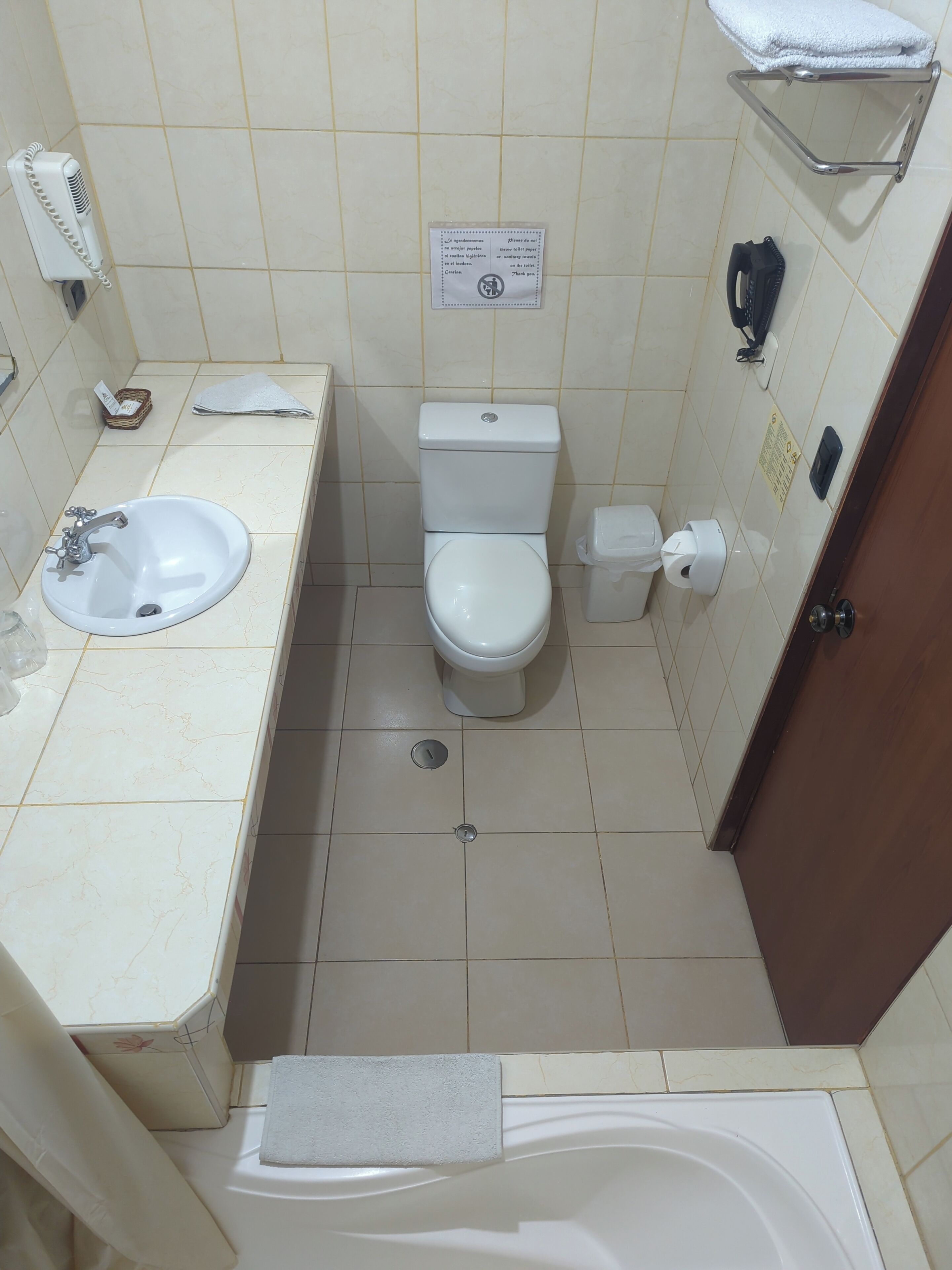 standard room | bathroom | shower, free toiletries, hair dryer, towels