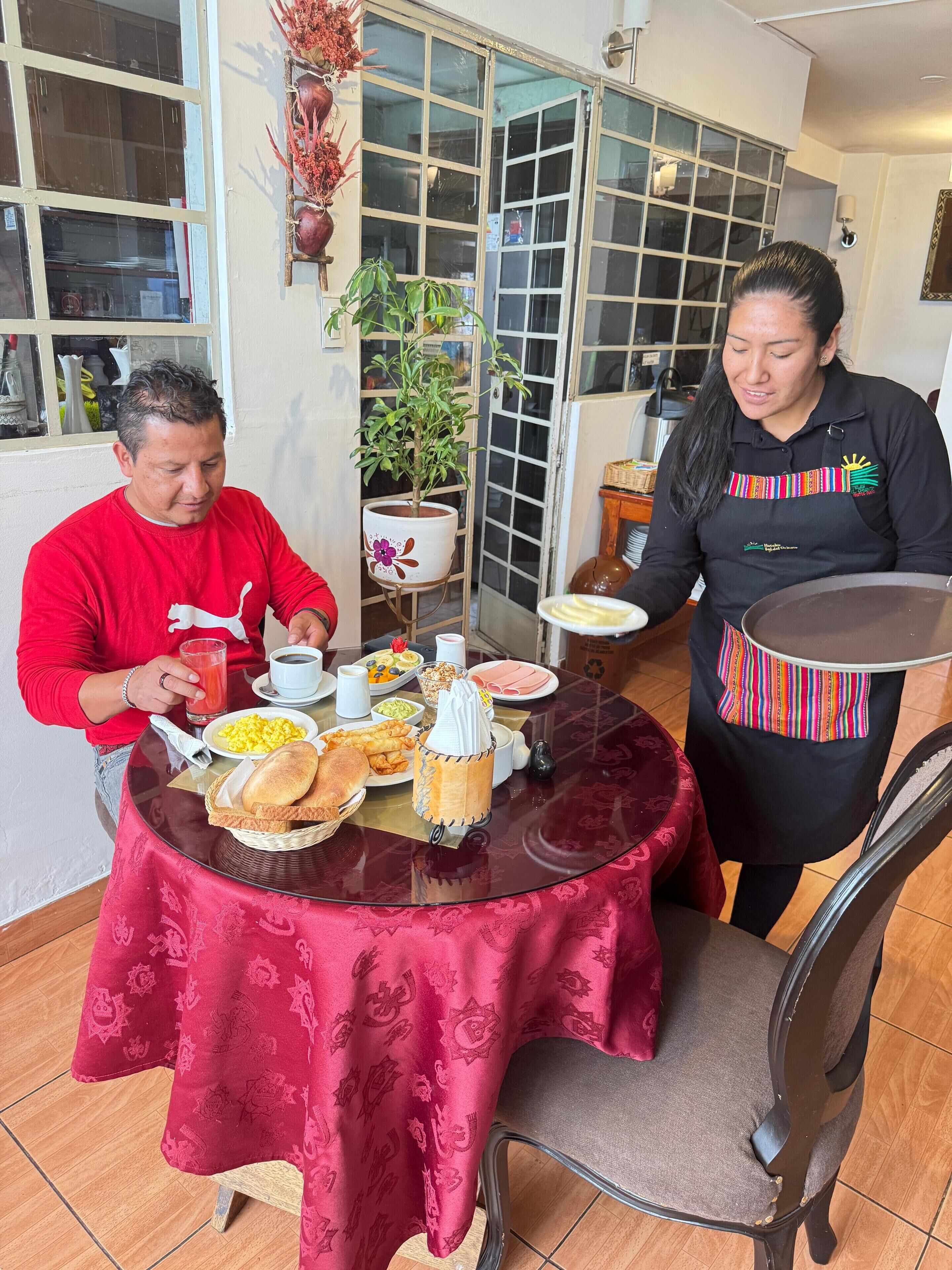 breakfast, lunch, dinner served; garden views