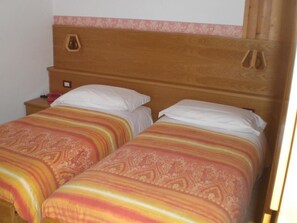Chambre double | Lit de bébé (gratuit), accès au Wi-Fi (inclus)