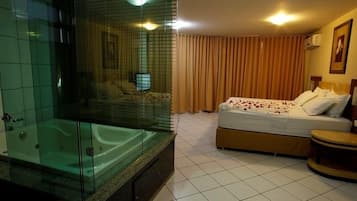 Minibar, desk, blackout drapes, soundproofing