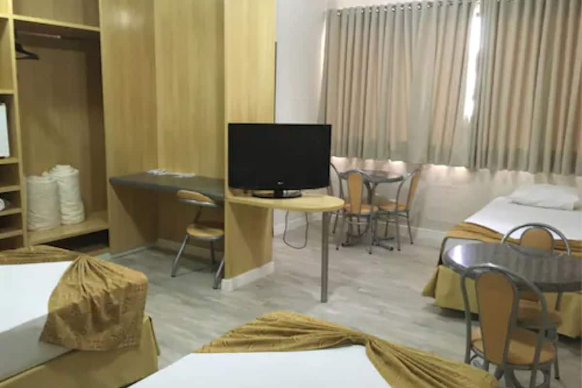 Standard Triple Room | Minibar, desk, blackout drapes, soundproofing