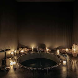 Body treatments, body scrubs, facials, 3 treatment rooms