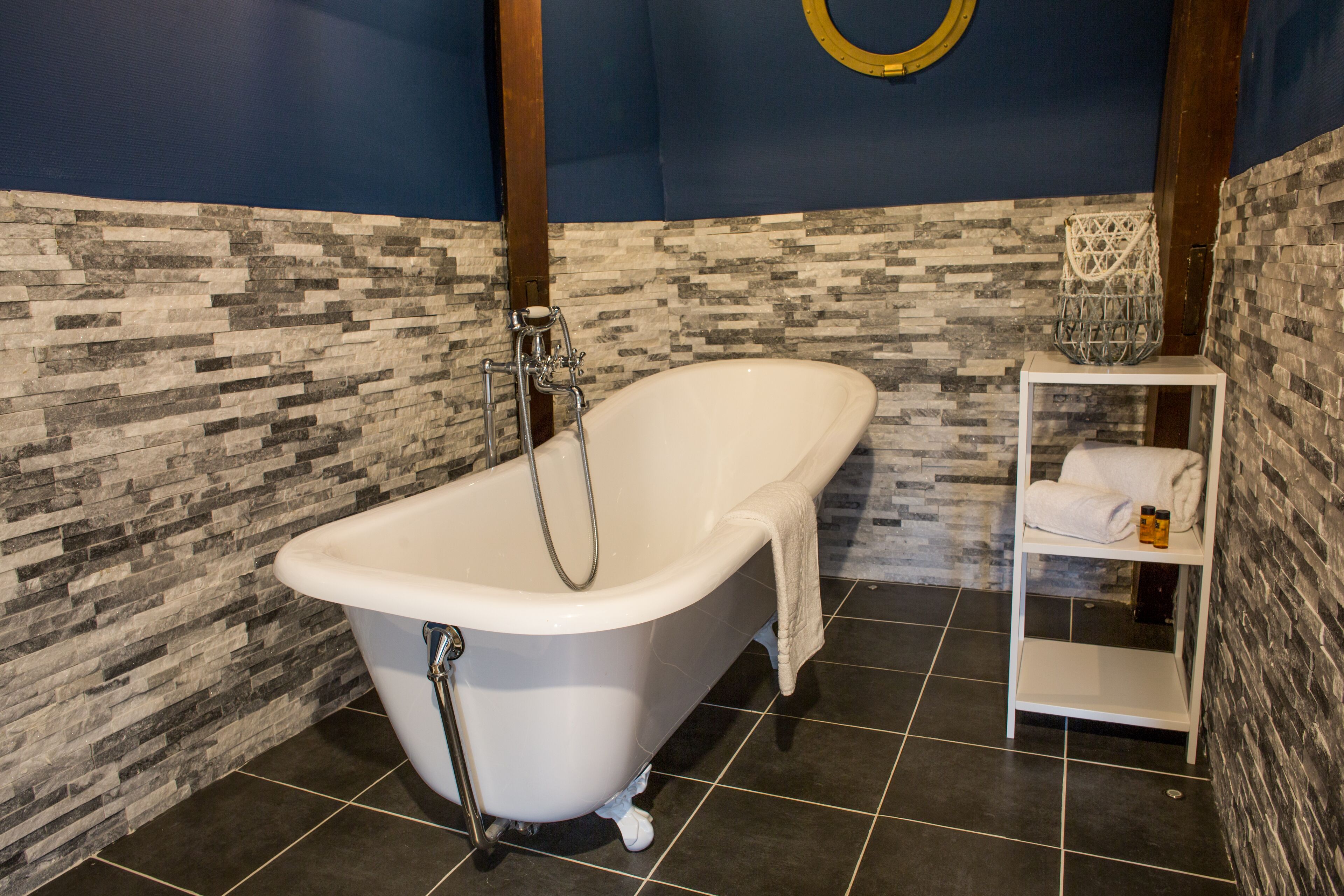 luxury room, 1 king bed, park view | bathroom | designer toiletries, hair dryer, towels