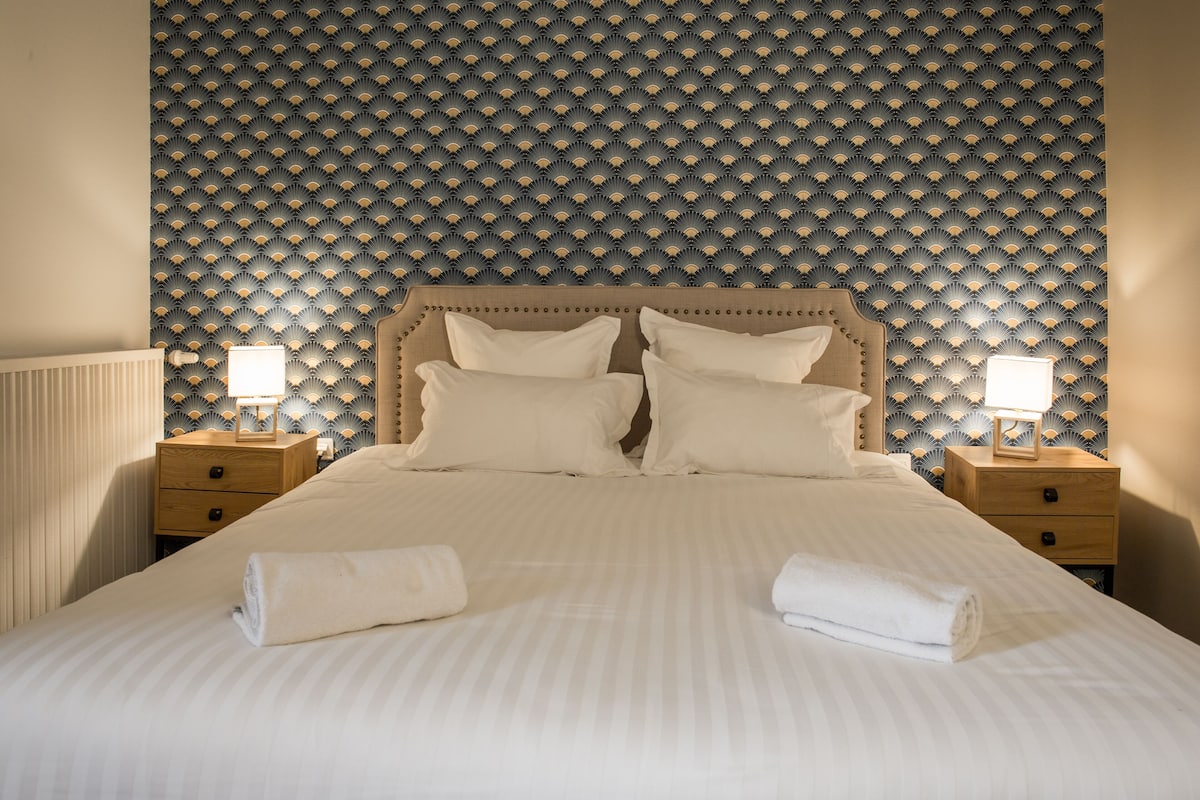 Superior Double Room, 1 Queen Bed | 1 bedroom, premium bedding, pillowtop beds, minibar
