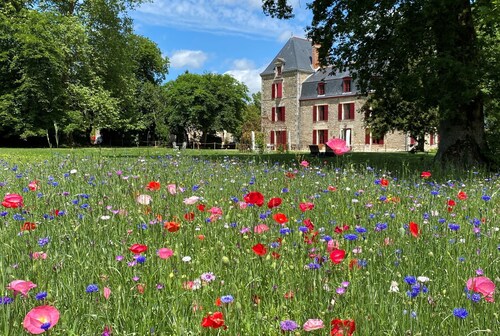 Domaine de La Briandais, a place of electromagnetic sobriety