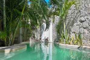 Piscina a l'aire lliure 