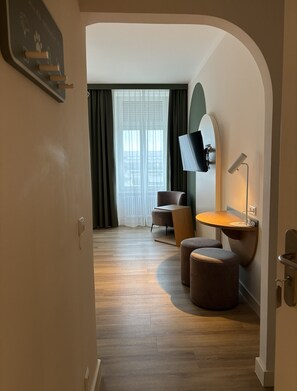 Chambre Double ou avec lits jumeaux (accessible) | Coin séjour