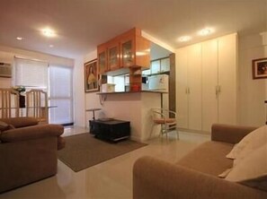 Standard Apartment, 2 Bedrooms | Living area