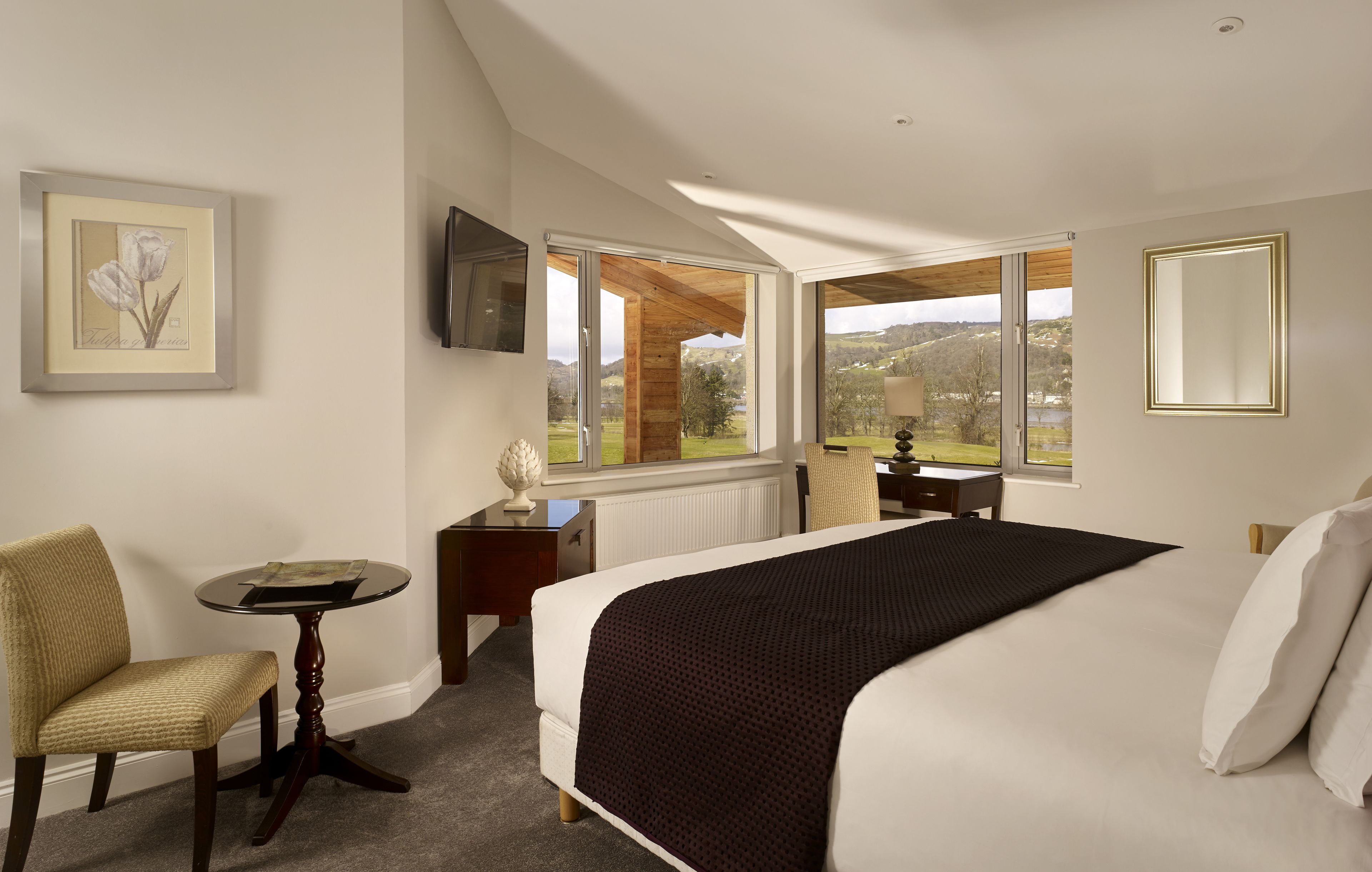 1 bedroom, premium bedding, iron/ironing board, free WiFi