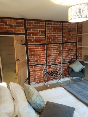 Cottage, 2 Bedrooms | 2 bedrooms, premium bedding, iron/ironing board, free WiFi - St Michaels Cottage (St Albans)