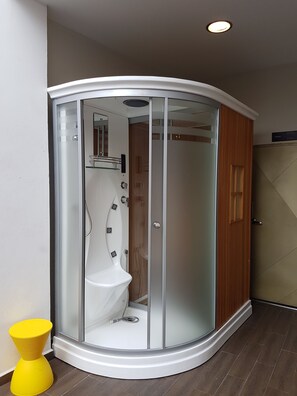 Sauna - Hotel Remfort (Santa Ana)