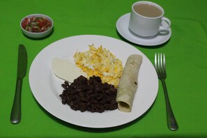 Free daily continental breakfast
