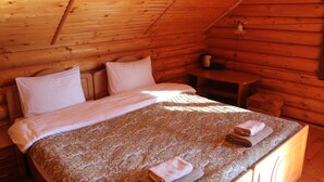 Premium bedding, iron/ironing board, free WiFi - Mini-Hotel Panna (Solochyn)