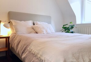 Literie de qualité supérieure, décoration personnalisée, bureau