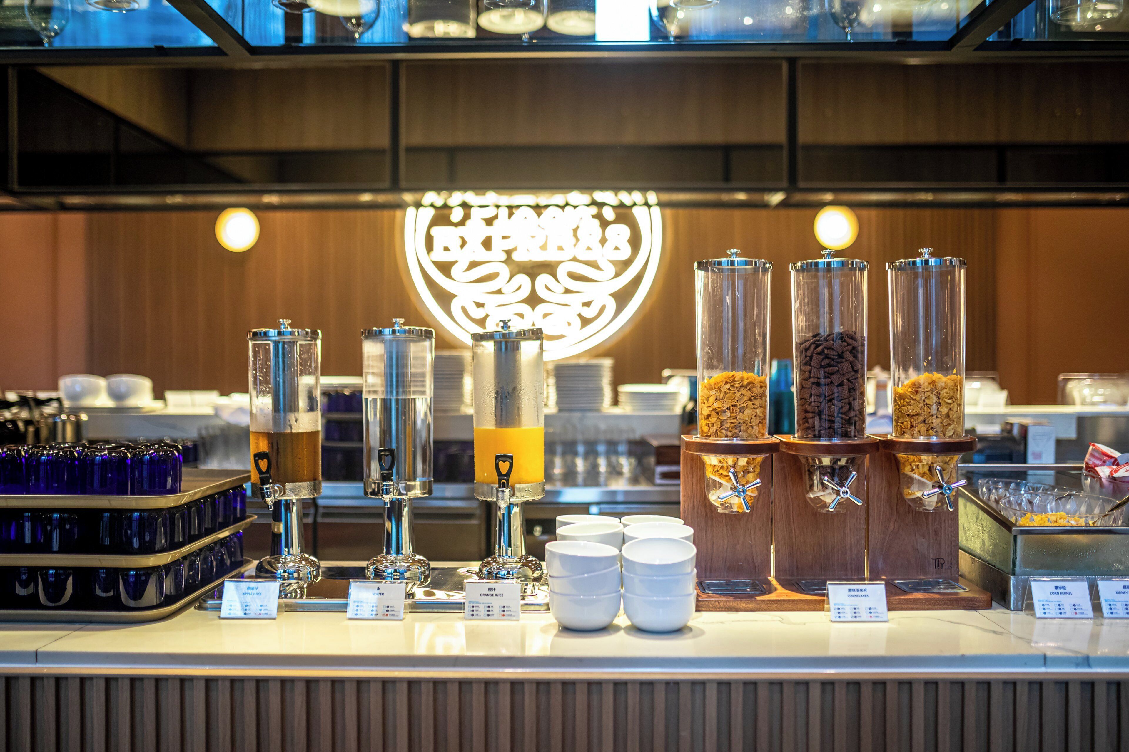 包含每日自助早餐