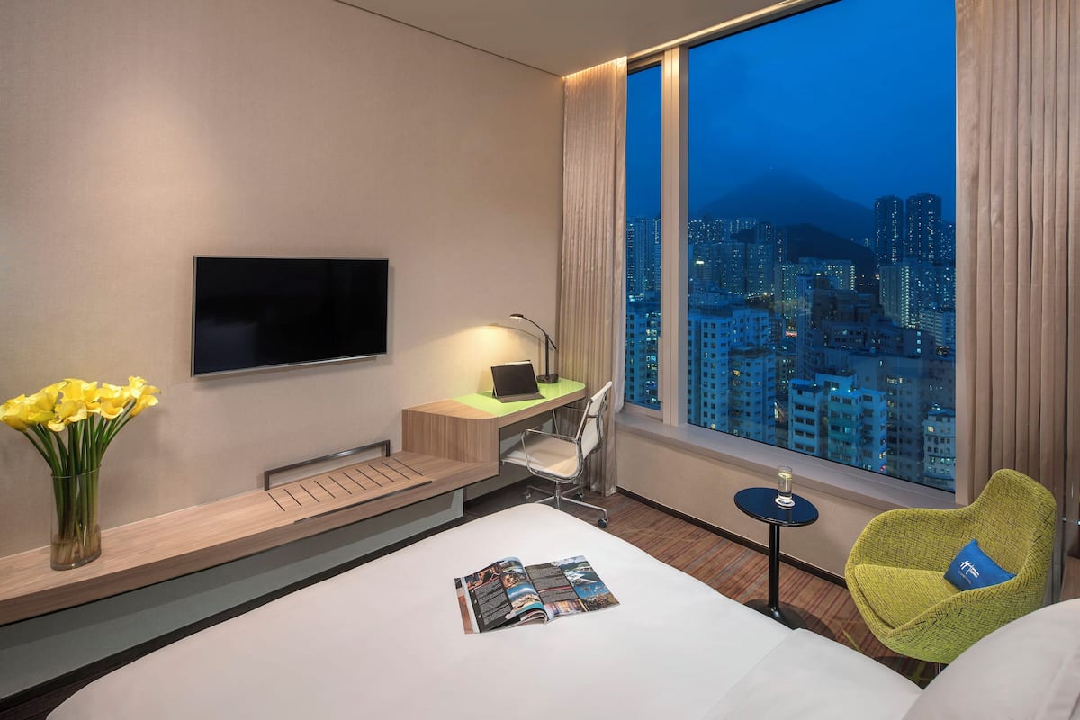 1 bedroom, in-room safe, desk, laptop workspace