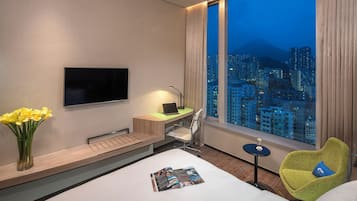Standard-herbergi - 1 meðalstórt tvíbreitt rúm - borgarsýn (High Floor) | 1 svefnherbergi, öryggishólf í herbergi, skrifborð