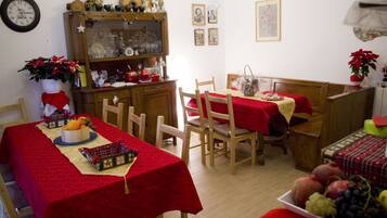 Petit déjeuner buffet compris tous les jours