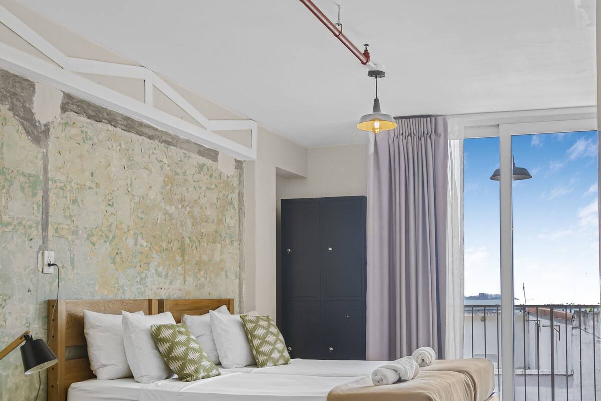 Chambre Quadruple | Wi-Fi gratuit