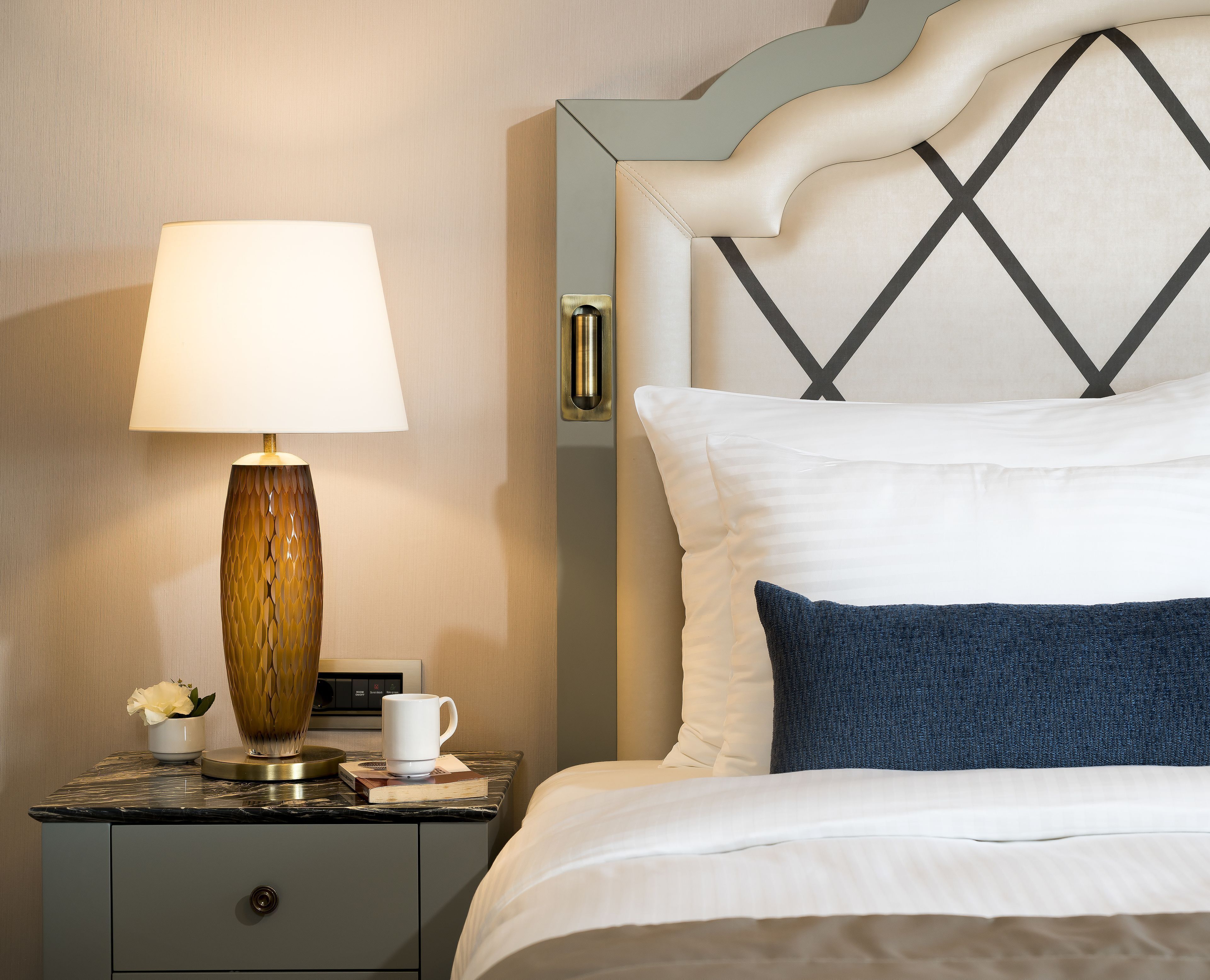 Frette Italian sheets, premium bedding, pillow-top beds, minibar