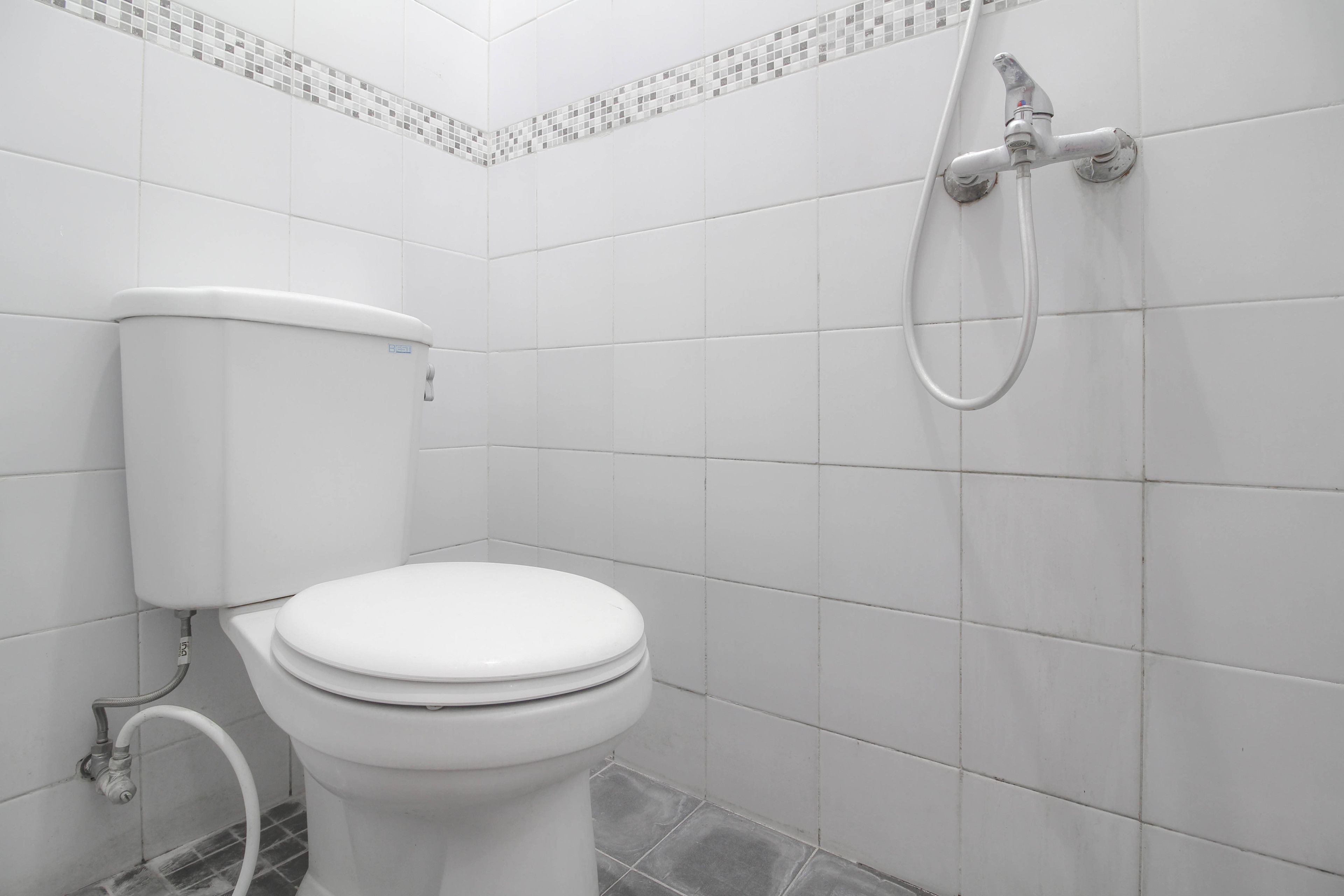 Foto - RedDoorz near Hartono Mall