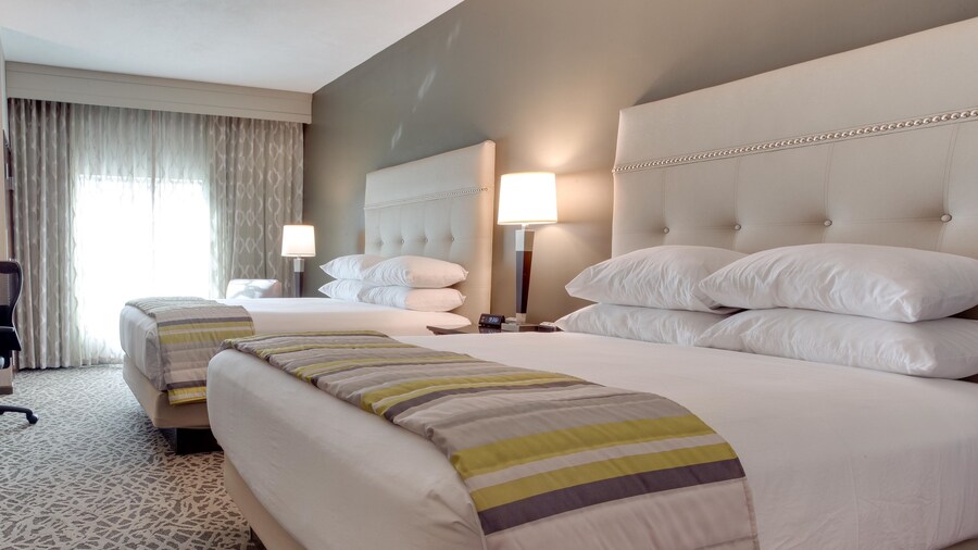 Drury Inn & Suites Huntsville at the Space & Rocket Center