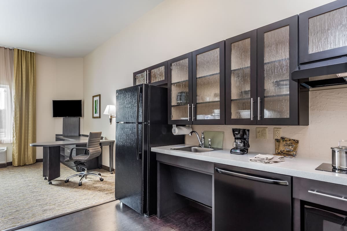 1 chambre, ameublement personnalisé