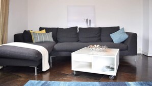 Unclassified image, 5 of 14, button - Bright, Modern 2 Bed in Maida Vale (London)
