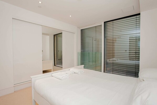 Apartment, 2 Bedrooms | 2 bedrooms, premium bedding, laptop workspace, iron/ironing board