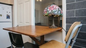 Unclassified image, 3 of 17, button - Spacious 1 Bed near Shepherds Bush (London)