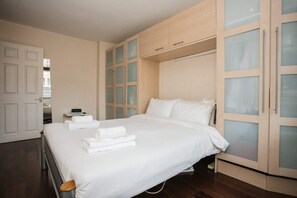 Apartment, 1 Bedroom | 1 bedroom, free WiFi, bed sheets