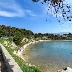 Di pantai