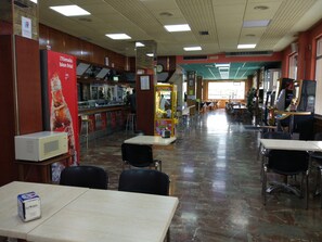 Coffee shop
