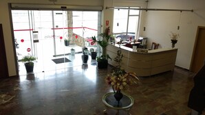 Reception - Hotel Restaurante Los Rosales (Congosto)