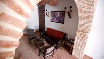 Una televisión, Netflix, Hulu, libros