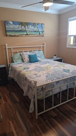 2 bedrooms, iron/ironing board, free WiFi, bed sheets