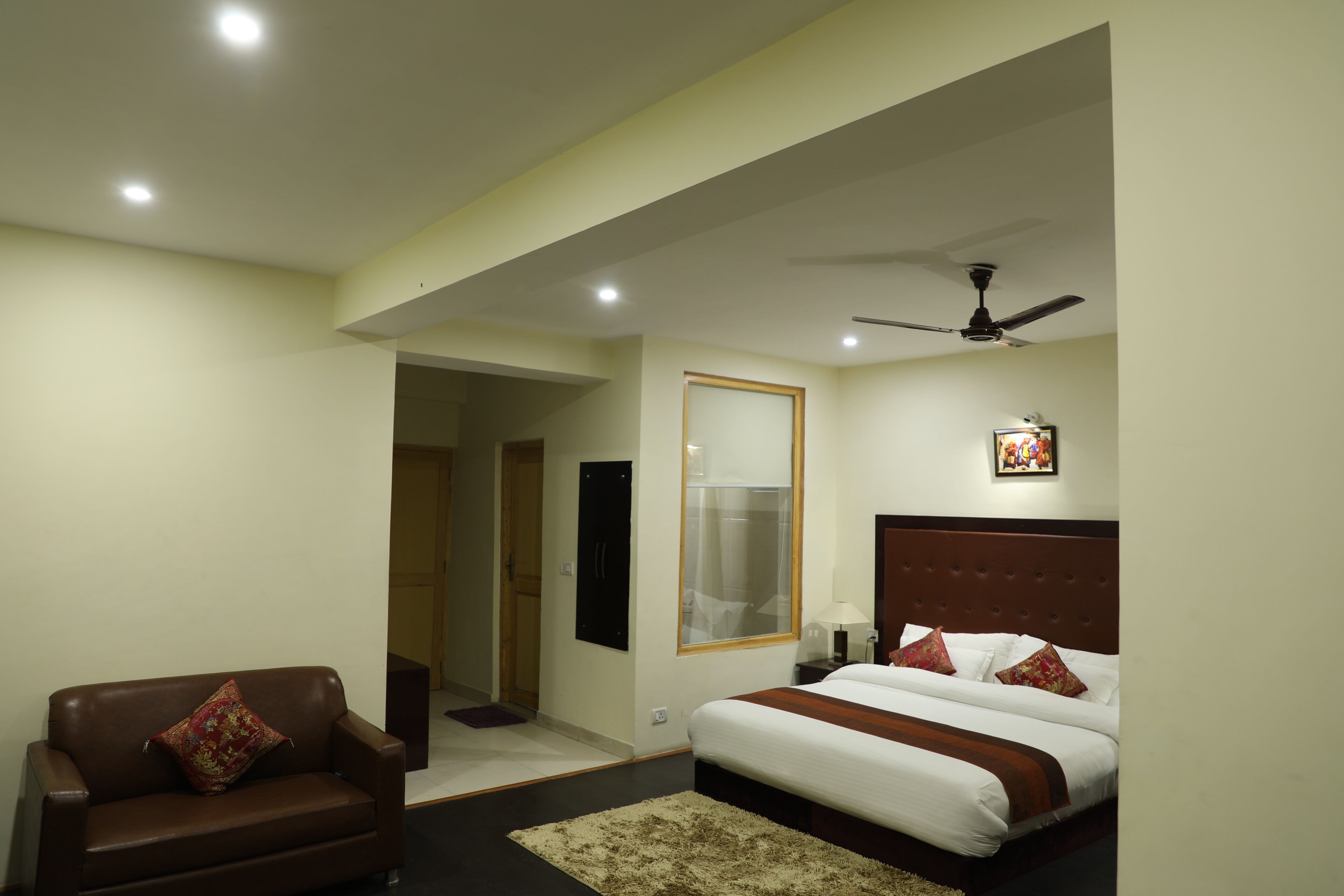 프리미엄룸 | 암막 커튼, 간이 침대, 무료 WiFi, 침대 시트