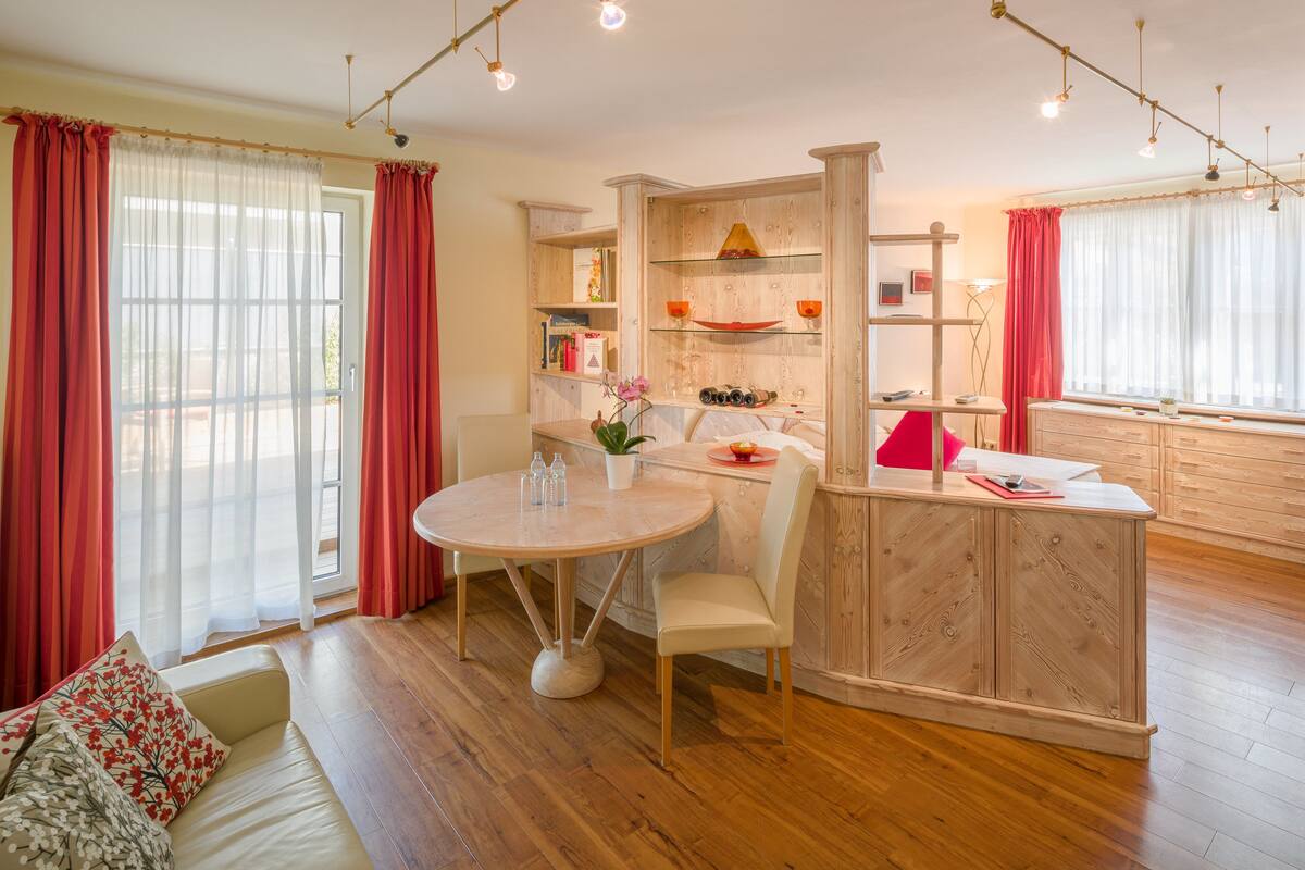 premium suite, terrace | in-room safe, individually decorated, individually furnished, desk