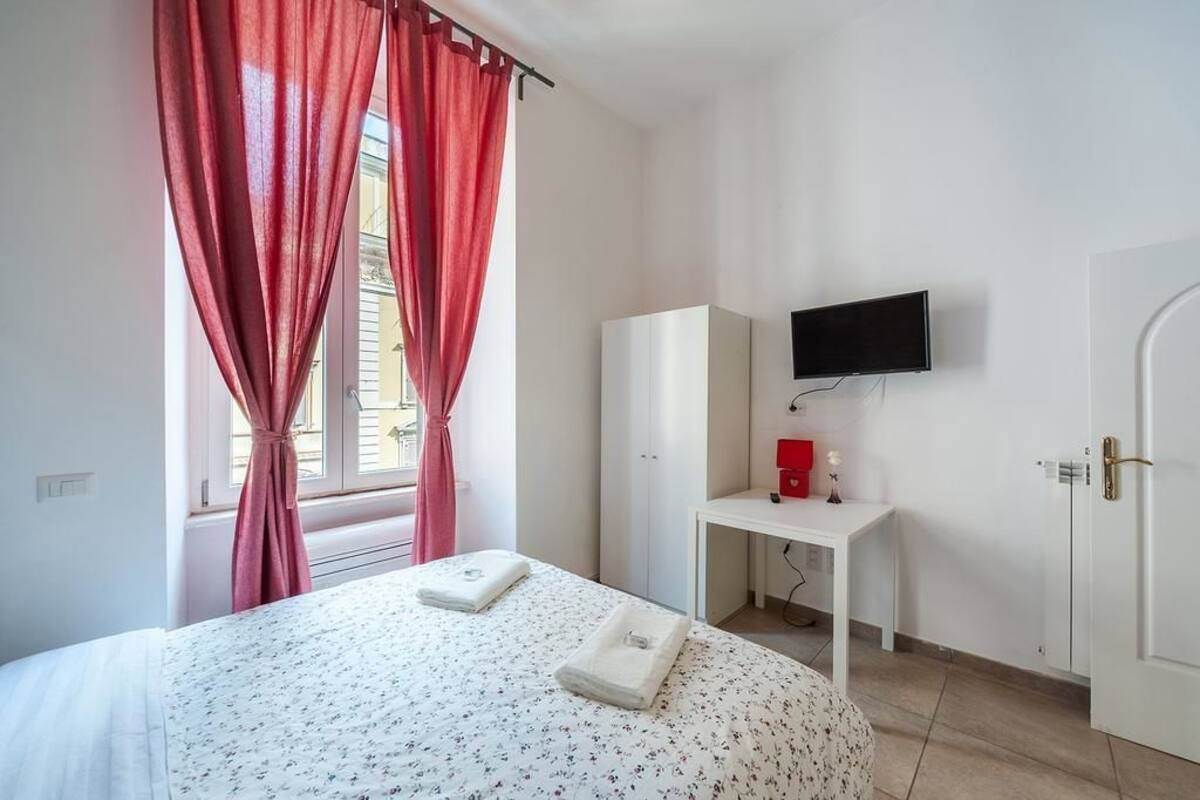 Desk, free WiFi, bed sheets