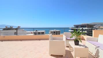 Penthouse Apartment | Balkong