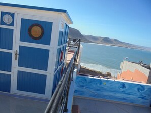Vista al agua
