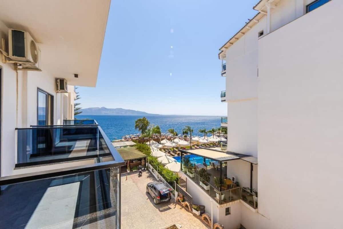 Minibar, Zimmersafe, Bügeleisen/Bügelbrett, kostenloses WLAN