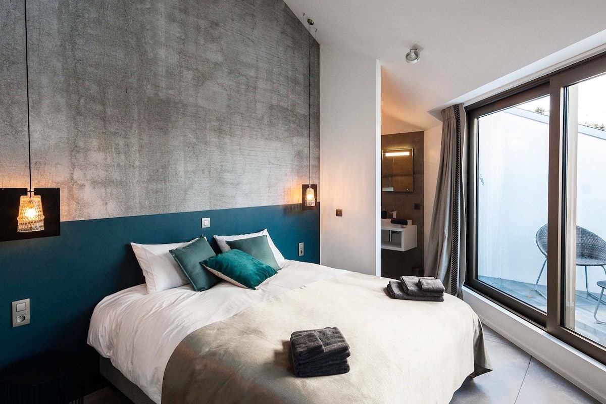 Double Room (Gustave Magnel )