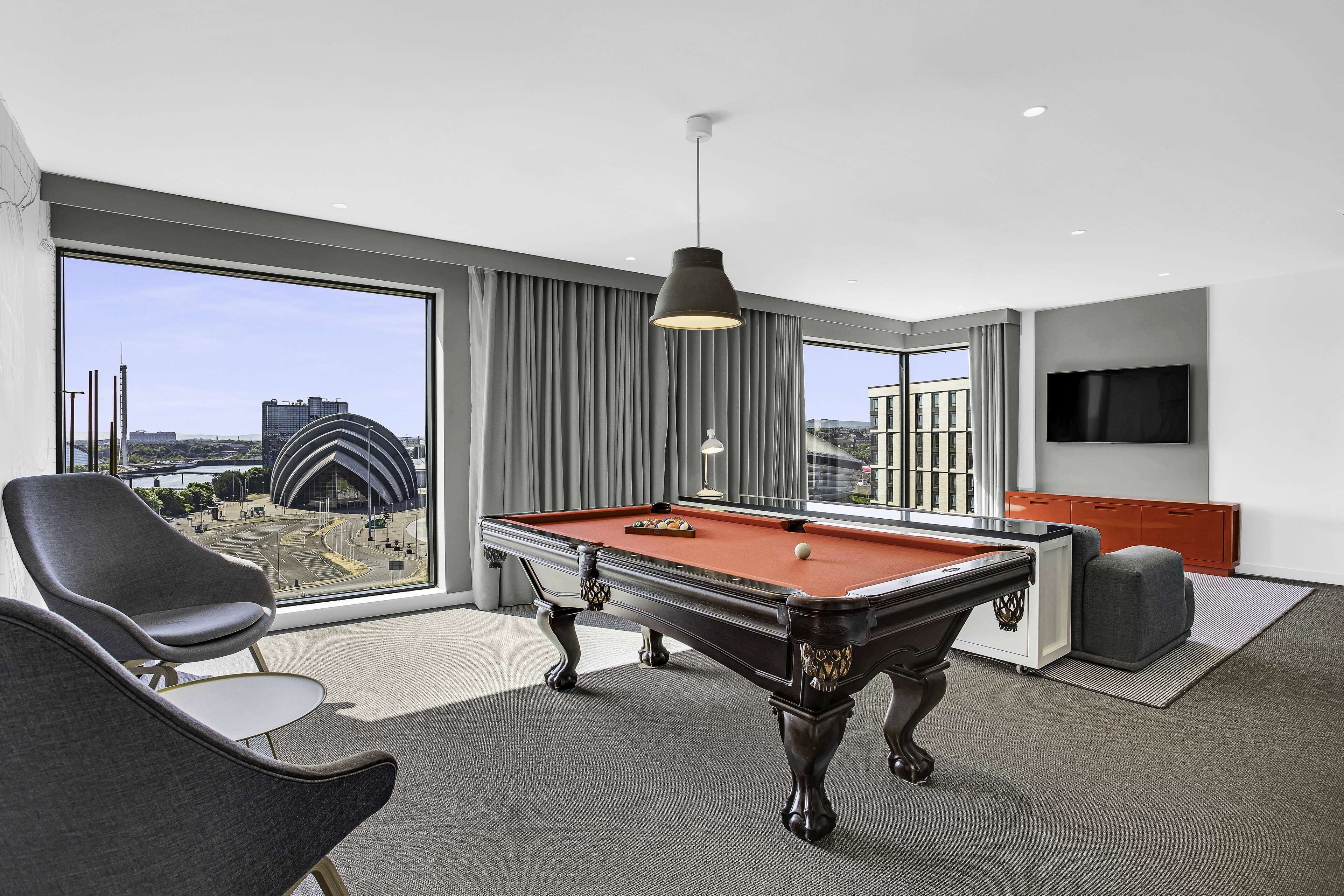 suite (feature) | 1 bedroom, premium bedding, in-room safe, soundproofing