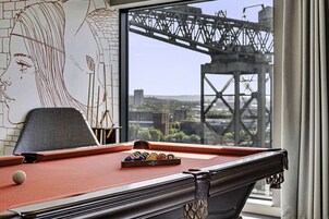 Suite (Feature) | Room amenity